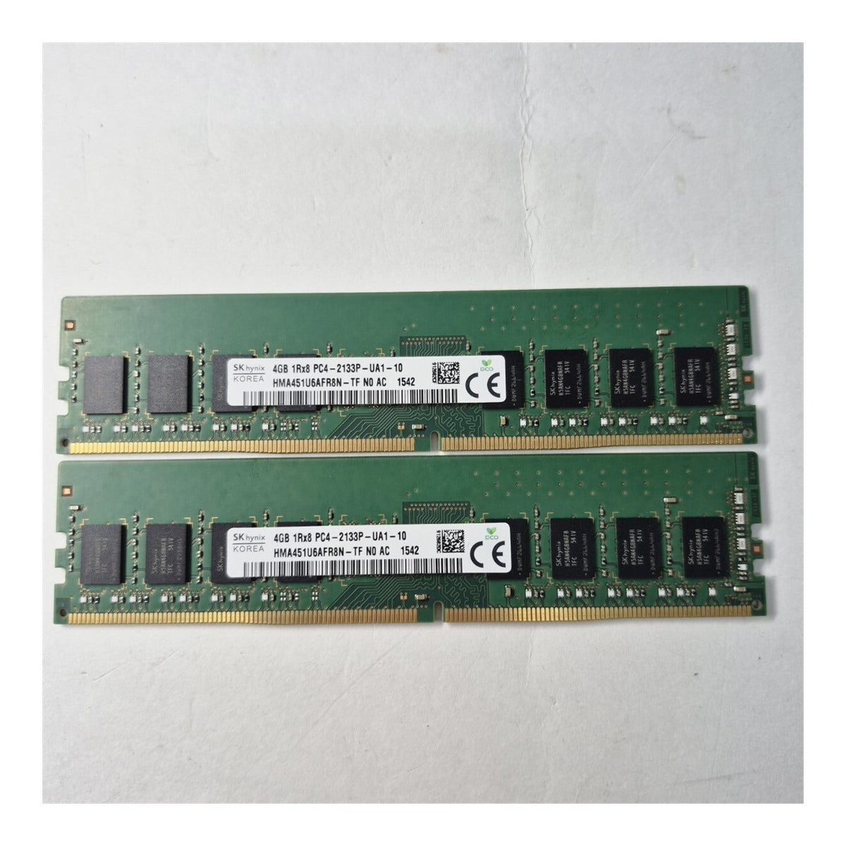 Memória SK Hynix 4 GB DDR4 modelo HMA451U6